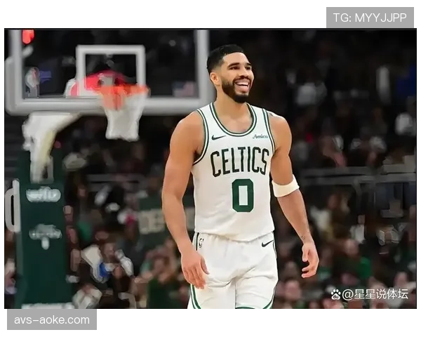 分析凯尔特人连胜:塔图姆减少低效长两分出手,增加突破分球提升回合价值。 分析凯尔特人连胜:塔图姆减少低效长两分出手,增加突破分球提升回合价值。